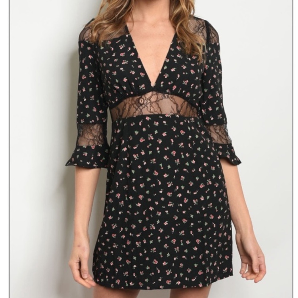 Floral lace trim dress - Picture 3 of 4